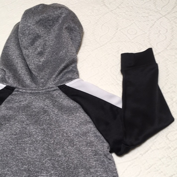 2T (3/$20) Puma Athletic Wear Hoodie/Jacket - Picture 13 of 15